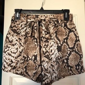 superdown snake print shorts